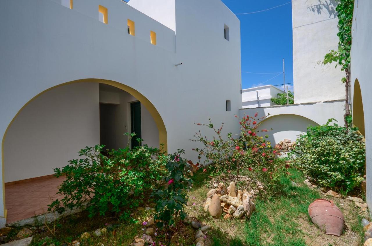 Hotel Fanis Agia Anna  المظهر الخارجي الصورة