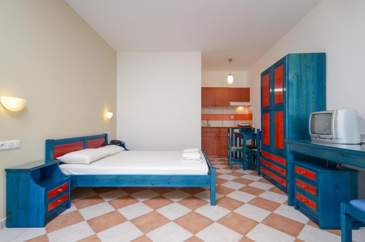 Hotel Fanis Agia Anna  المظهر الخارجي الصورة